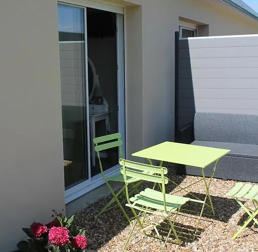 Le Champ De La Ferme Saint-Gervais en-Belin